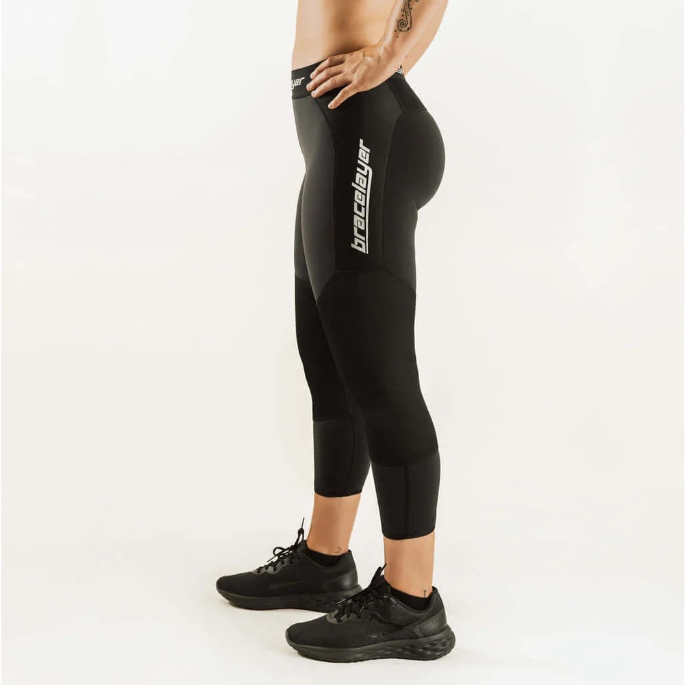 Women’s brace layer multi sport compression leggings 3/4 length. Two pair!
